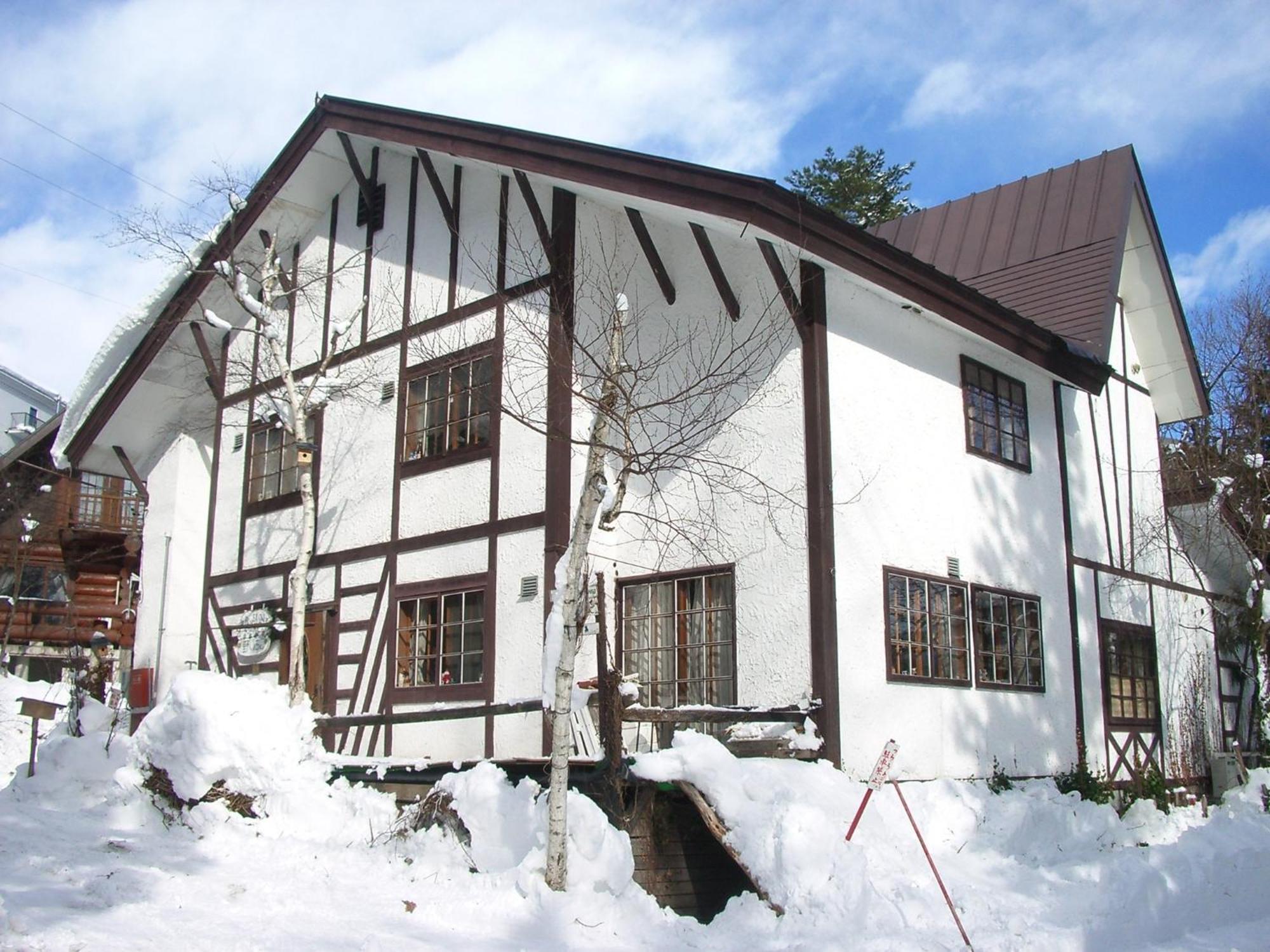 白馬村 ペンション＆ギャラリー　野いちご Bed & Breakfast エクステリア 写真